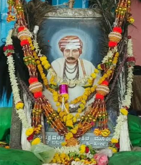 shadashiv Muttya Temple(ಬೆಂಕಿ ಬಬಲಾದಿ)